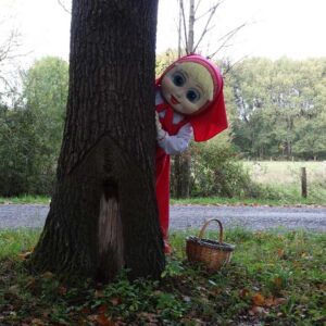 Masha Maskottchen inspiriert vom beliebten Cartoon-Motiv Masha und der Bär" title="Masha Maskottchen – inspiriert vom Cartoon-Motiv Masha und der Bär